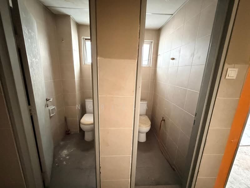 Shop / Office untuk Disewa di Petaling Jaya (Selangor) - Norlela . - Bathroom - PropertyGuru.com.my