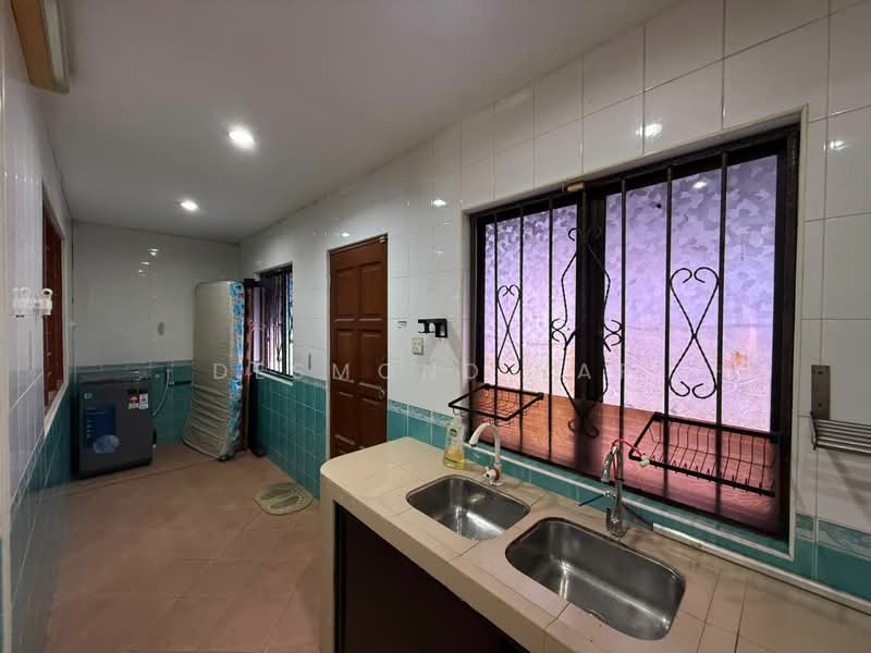 1-storey Terraced House for Rent in Bukit Indah (Iskandar Puteri (Nusajaya)) - Desmond Yap - Kitchen - PropertyGuru.com.my
