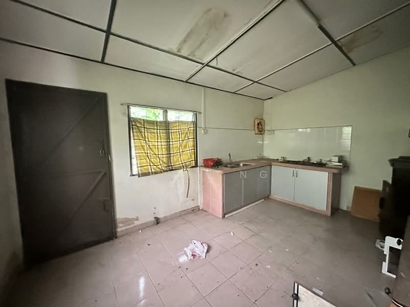 Rumah Teres 1 Tingkat untuk Dijual di Taman Ria Jaya (Sungai Petani) - Henry Ng - Kitchen - PropertyGuru.com.my