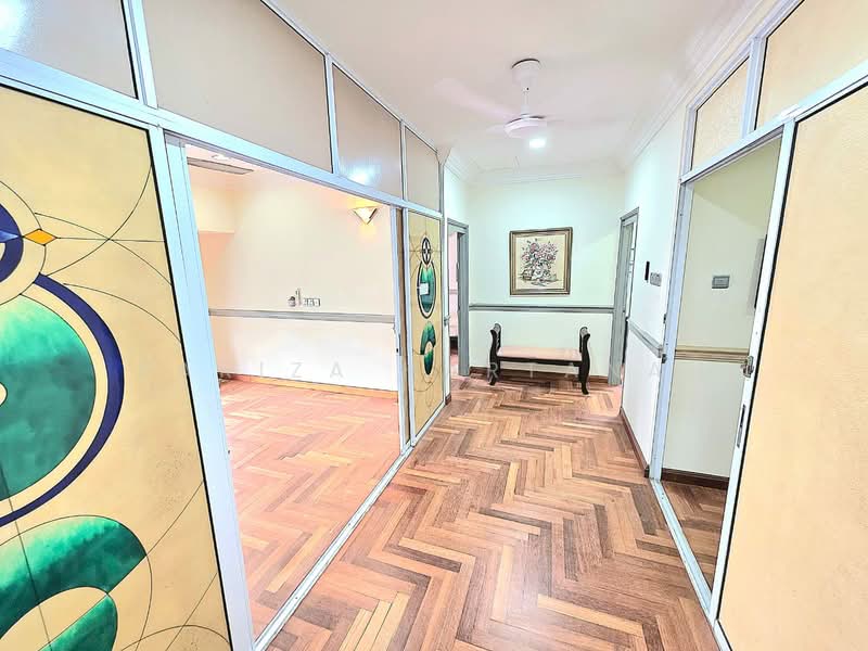 Rumah Berkembar untuk Dijual di Seksyen 9 (Shah Alam) - Sariza Hartanah - Interior - PropertyGuru.com.my