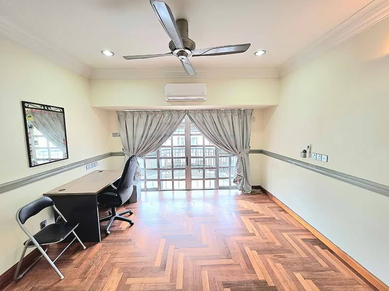 Rumah Berkembar untuk Dijual di Seksyen 9 (Shah Alam) - Sariza Hartanah - Study - PropertyGuru.com.my