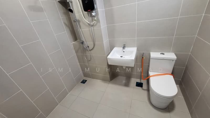 2-storey Terraced House for Rent in Bandar Sri Sendayan (Negeri Sembilan) - Ismi Muhammad - Bathroom - PropertyGuru.com.my