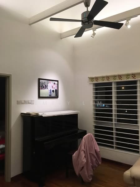 Cluster House for Sale in Klang (Selangor) - Emily Lim - Living Room - PropertyGuru.com.my