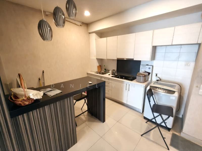 Servis Apartment untuk Dijual di Greenfield Regency - Daniel Yong - Kitchen - PropertyGuru.com.my