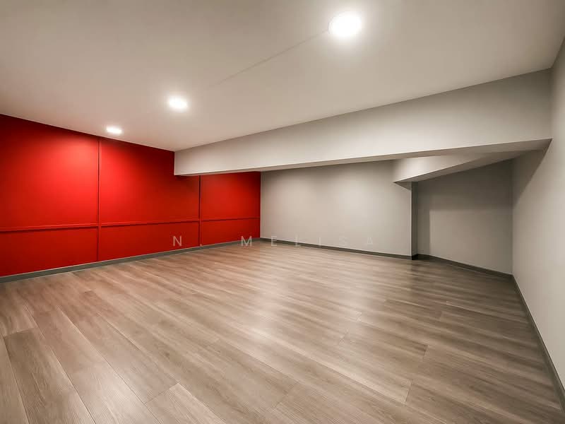 Kedai untuk Dijual di Bukit Jelutong (Shah Alam) - N. Melisa - Interior - PropertyGuru.com.my