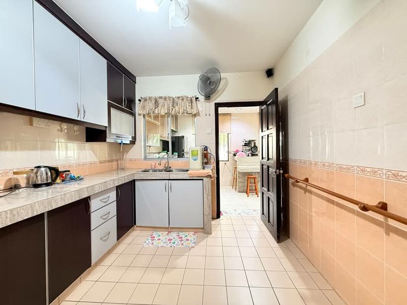 Semi-Detached House for Sale in Balakong (Selangor) - Sam Jamal - Kitchen - PropertyGuru.com.my