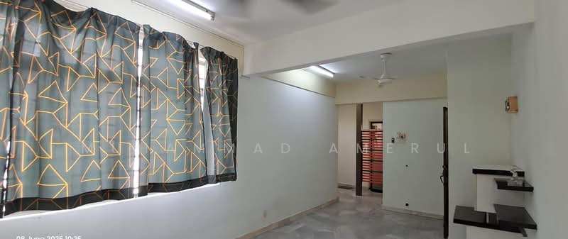 Apartment for Rent at Subang Perdana Goodyear Court 9 - Muhammad Amerul - Living Room - PropertyGuru.com.my