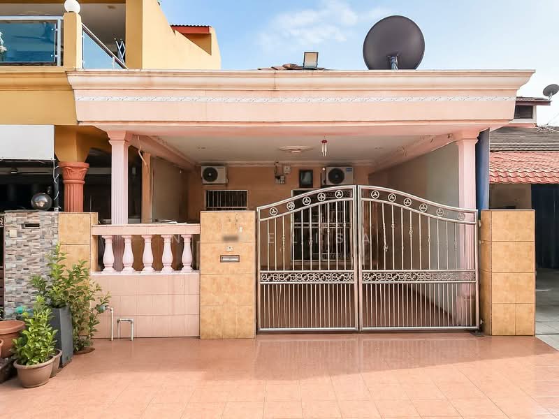 Rumah Teres 1 Tingkat untuk Dijual di Taman Sri Serdang (Seri Kembangan) - N. Melisa - Exterior - PropertyGuru.com.my