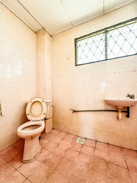 2-storey Terraced House for Sale in Ampang (Selangor) - Yasmin Sulaiman - Bathroom - PropertyGuru.com.my