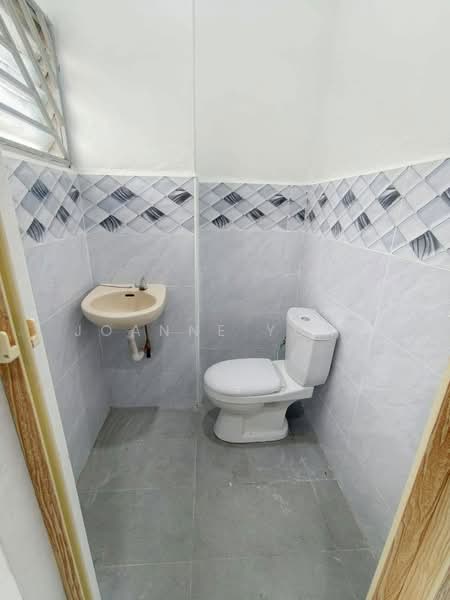 2-storey Terraced House for Sale in Masai (Johor) - Joanne Yong - Bathroom - PropertyGuru.com.my