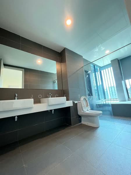 Kondominium untuk Disewa di The Light Collection III - Joyce Tan - Bathroom - PropertyGuru.com.my