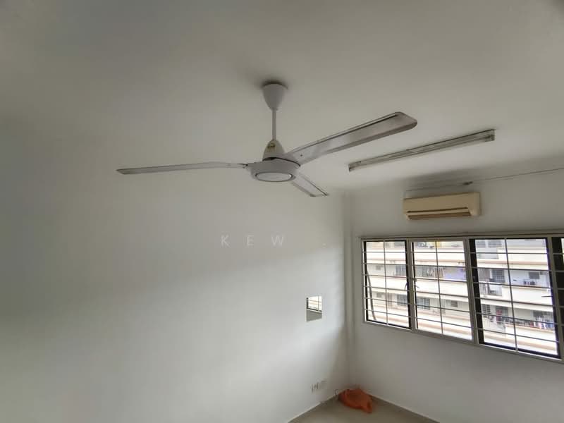 Pangsapuri untuk Dijual di Indah 1 Apartment - Kew . - Interior - PropertyGuru.com.my