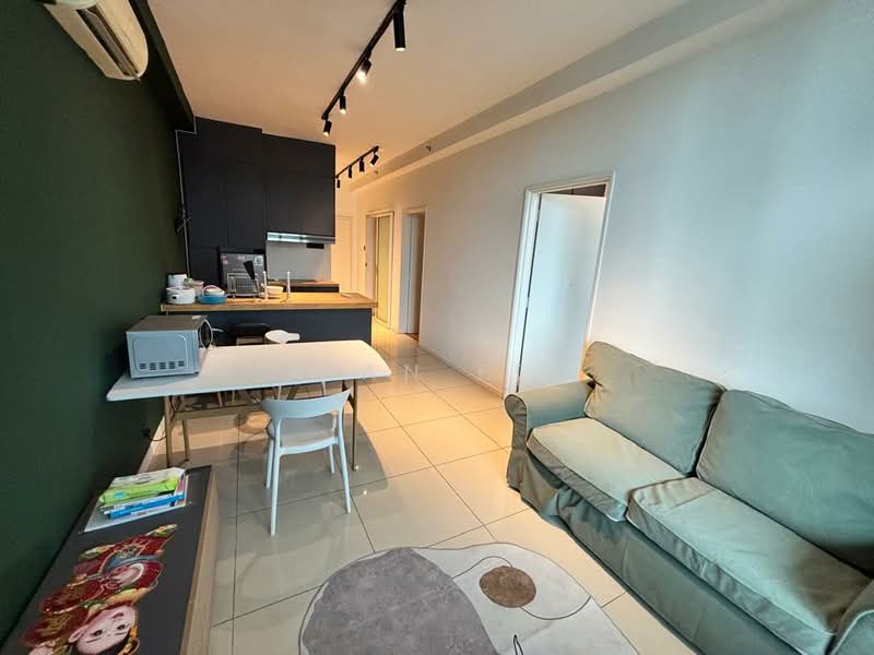 Servis Apartment untuk Disewa di Centrestage Designer Suite - Kian Fei - Living Room - PropertyGuru.com.my