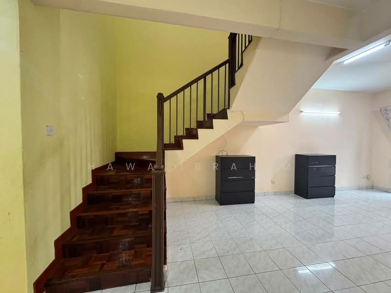 2-storey Terraced House for Sale in Bandar Baru Bangi (Selangor) - Hawa Ibrahim - Interior - PropertyGuru.com.my