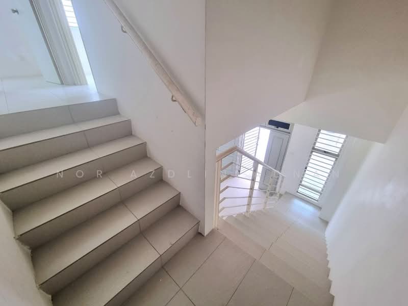 Rumah Berkembar untuk Dijual di Bandar Saujana Putra (Tanjong Duabelas) - Nor Azdlin Adnan - PropertyGuru.com.my