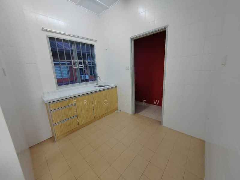 Rumah Teres 2 Tingkat untuk Disewa di Bandar Sungai Long (Selangor) - Eric Liew - Kitchen - PropertyGuru.com.my