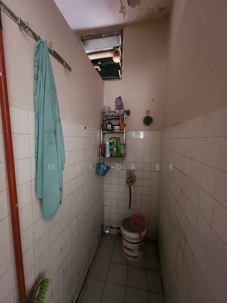 Rumah Flat untuk Dijual di Jasa - Melinda Ee - Bathroom - PropertyGuru.com.my