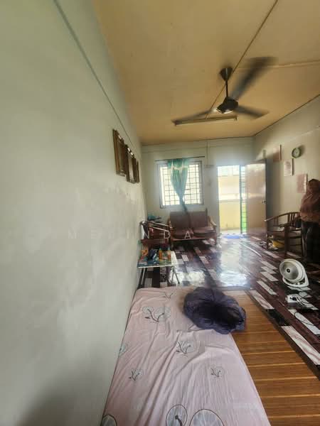 Rumah Flat untuk Dijual di Jasa - Melinda Ee - Living Room - PropertyGuru.com.my