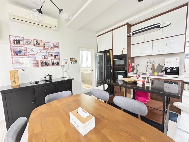 Kondominium untuk Dijual di The Andes Condo Villa @ Bukit Jalil - Kuro Chan - Kitchen - PropertyGuru.com.my