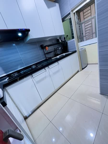 Pangsapuri untuk Dijual di Impian Sentosa - Ethan Chong - Kitchen - PropertyGuru.com.my