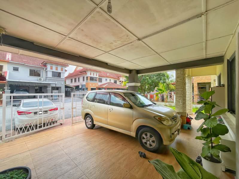 Semi-Detached House for Sale in Bandar Nusaputra (Puchong) - Farhan Rafael - Exterior - PropertyGuru.com.my