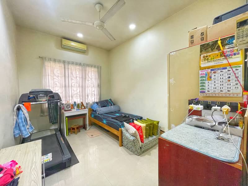 Semi-Detached House for Sale in Bandar Nusaputra (Puchong) - Farhan Rafael - Bedroom - PropertyGuru.com.my