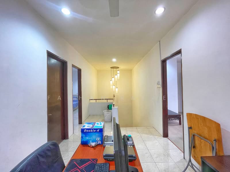 Semi-Detached House for Sale in Bandar Nusaputra (Puchong) - Farhan Rafael - Corridor - PropertyGuru.com.my