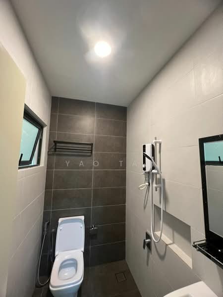 Kondominium untuk Disewa di Ara Sentral - Yao Tan - Bathroom - PropertyGuru.com.my