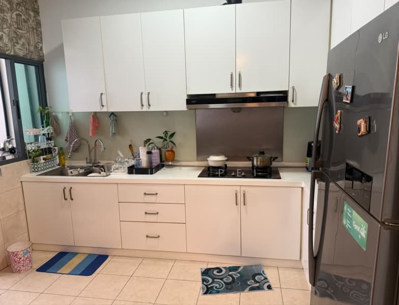 Condominium for Rent at Nautica Lake Suites - June Pei - Kitchen - PropertyGuru.com.my
