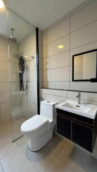 Service Residence for Sale at Duta Park Residences - Pei Yin Ngan - Bathroom - PropertyGuru.com.my