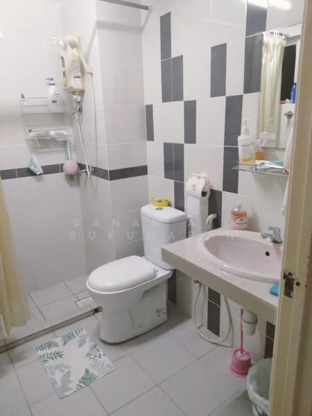 Kondominium untuk Dijual di Le Chateau 2 - Sanan A/L Sukumaran - Bathroom - PropertyGuru.com.my