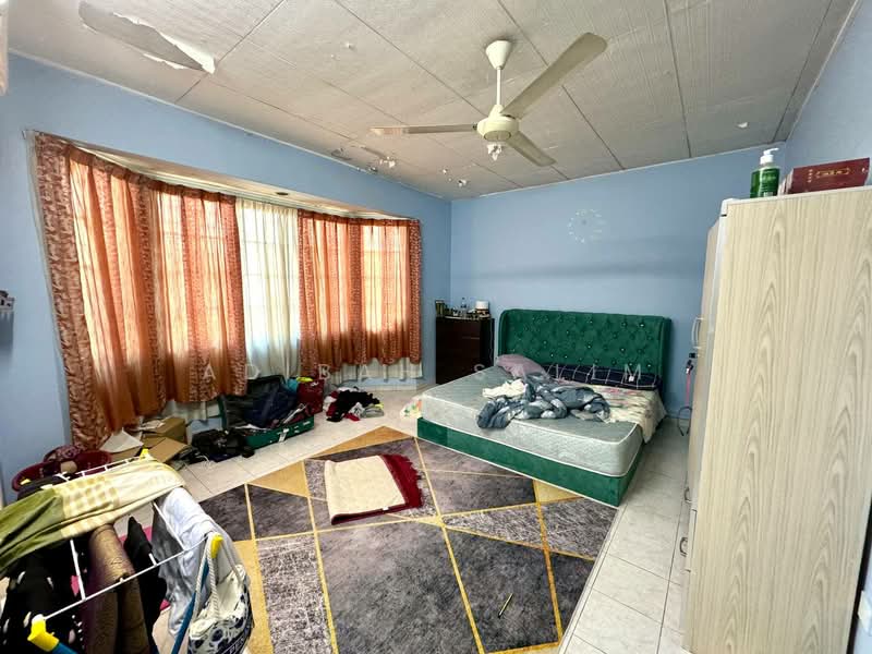 2-storey Terraced House for Sale in Puchong (Selangor) - Adibah Salim - Bedroom - PropertyGuru.com.my