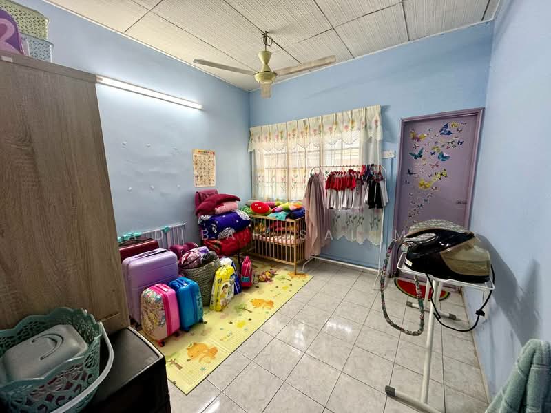 2-storey Terraced House for Sale in Puchong (Selangor) - Adibah Salim - Bedroom - PropertyGuru.com.my