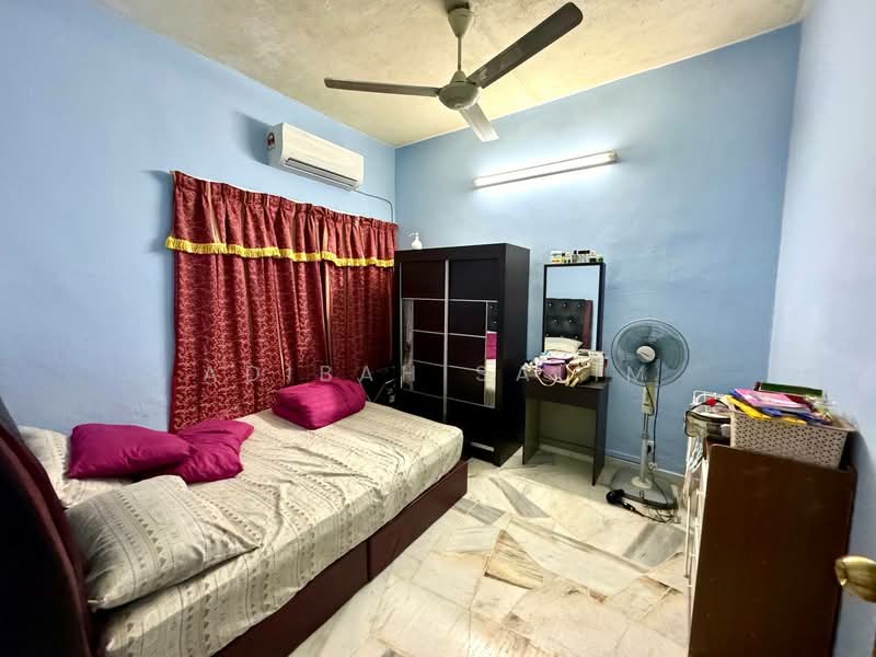 2-storey Terraced House for Sale in Puchong (Selangor) - Adibah Salim - Bedroom - PropertyGuru.com.my