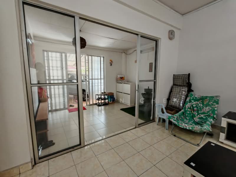 2-storey Terraced House for Sale in Taman Putra Prima (Puchong) - MEI JIUN CHEW - Living Room - PropertyGuru.com.my