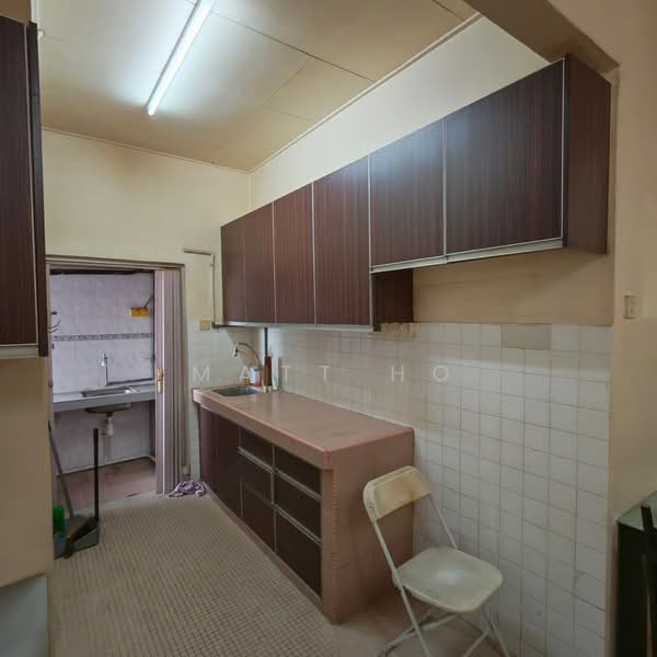 Pangsapuri untuk Dijual di Taman Serdang Raya Seksyen 3 Apartment - Matt Ho - PropertyGuru.com.my