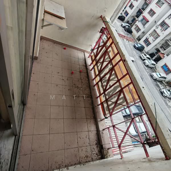 Pangsapuri untuk Dijual di Taman Serdang Raya Seksyen 3 Apartment - Matt Ho - PropertyGuru.com.my