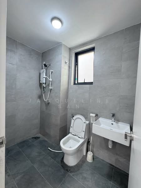 Service Residence for Rent at SUNSURIA FORUM SERVICED APARTMENT - Jacqueline San - Bathroom - PropertyGuru.com.my