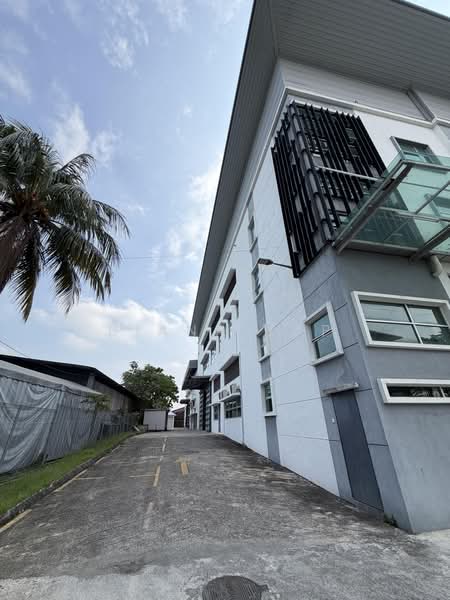 Factory for Rent in Bandar Baru Sungai Buloh (Sungai Buloh) - Biana Yap - Exterior - PropertyGuru.com.my