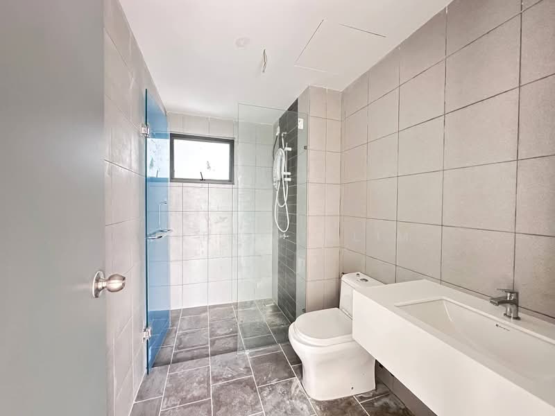 Service Residence for Sale at E'Island Lake Haven - Adibah Salim - Bathroom - PropertyGuru.com.my