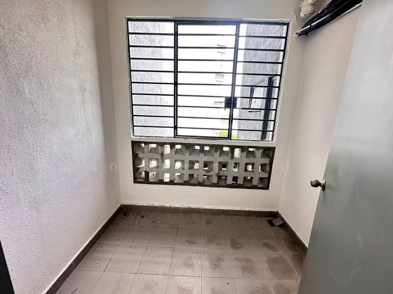 Service Residence for Sale at E'Island Lake Haven - Adibah Salim - Interior - PropertyGuru.com.my