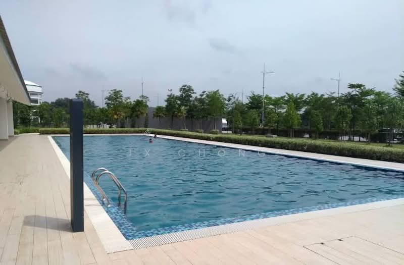Rumah Berkembar untuk Dijual di M Residence 2 (Rawang) - JX Chong - Pool - PropertyGuru.com.my