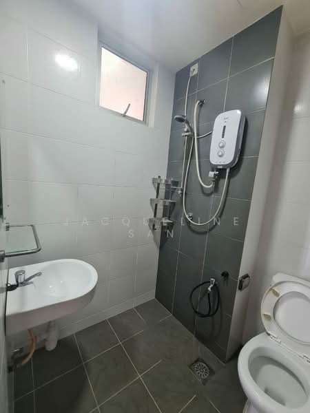 Servis Apartment untuk Disewa di Ascotte Boulevard - Jacqueline San - Bathroom - PropertyGuru.com.my