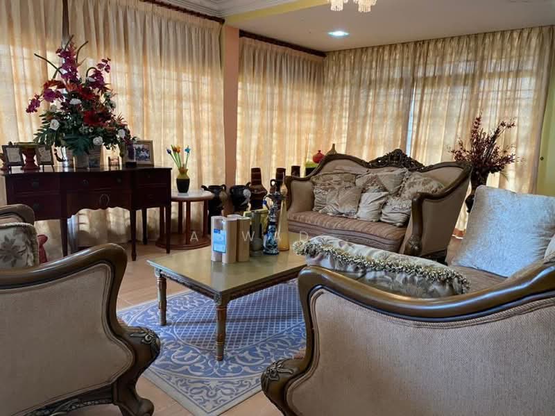 Bungalow for Sale in Taman Sophia (Alor Setar) - Aswad . - Living Room - PropertyGuru.com.my