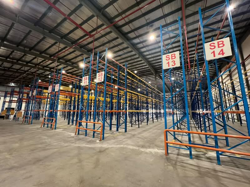 Warehouse for Rent in Taman Perindustrian Sime Uep (Subang Jaya) - Dexter Ong - Interior - PropertyGuru.com.my