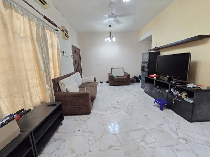 2-storey Terraced House for Sale in Putra Heights (Subang Jaya) - Josh Chong - Living Room - PropertyGuru.com.my