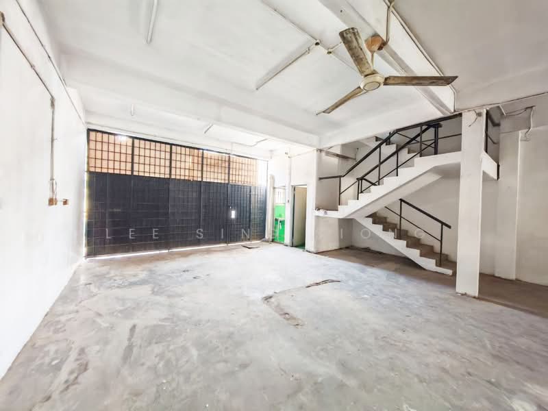 Factory for Rent in Sungai Buloh (Selangor) - Lee Sing Siong - Interior - PropertyGuru.com.my