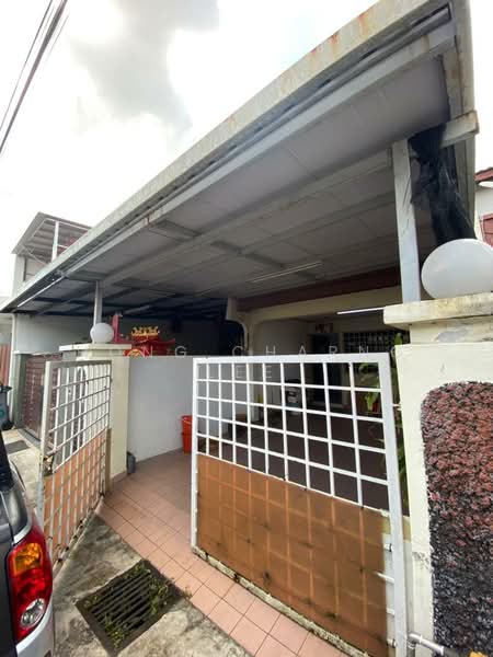 2-storey Terraced House for Rent in Ulu Tiram (Johor) - Hong Charng Lee - Exterior - PropertyGuru.com.my