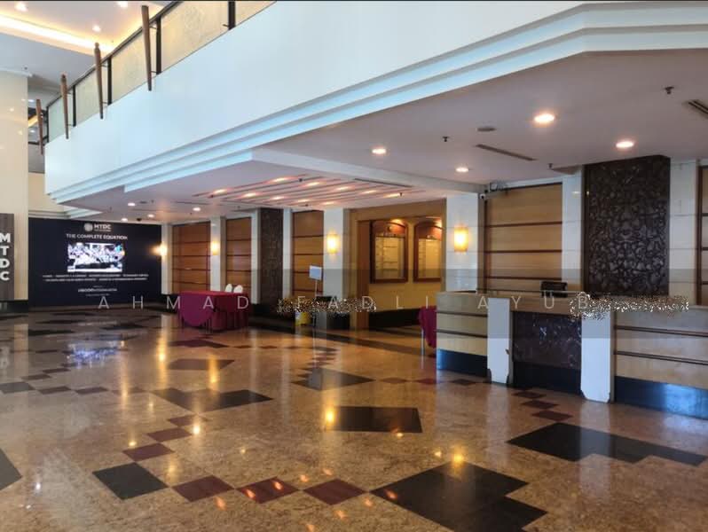 Kedai / Pejabat untuk Disewa di Bukit Bintang (KL City Centre) - Ahmad Fadli Ayub - Lobby - PropertyGuru.com.my