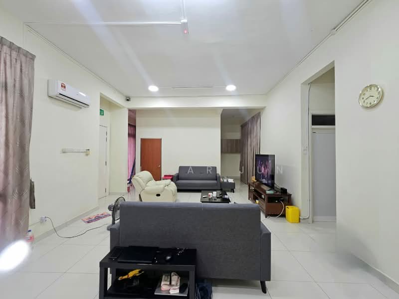 2-storey Terraced House for Sale in Bandar Mahkota Cheras (Cheras) - Hei Kar Jun - Living Room - PropertyGuru.com.my